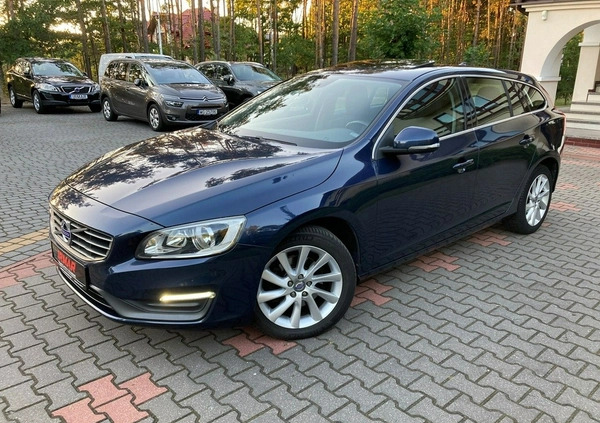 Volvo V60 cena 40900 przebieg: 200000, rok produkcji 2014 z Opole małe 562